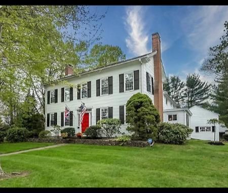 Antique1242 British Bed & Breakfast Enfield Exterior photo